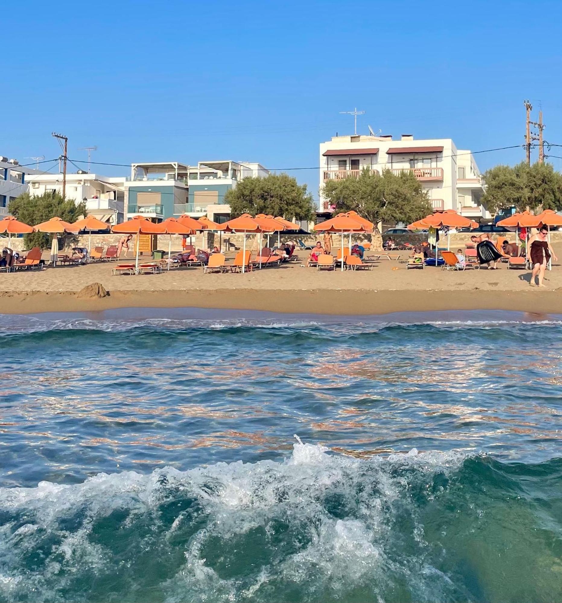Pal Beach Palaiochora Exterior photo