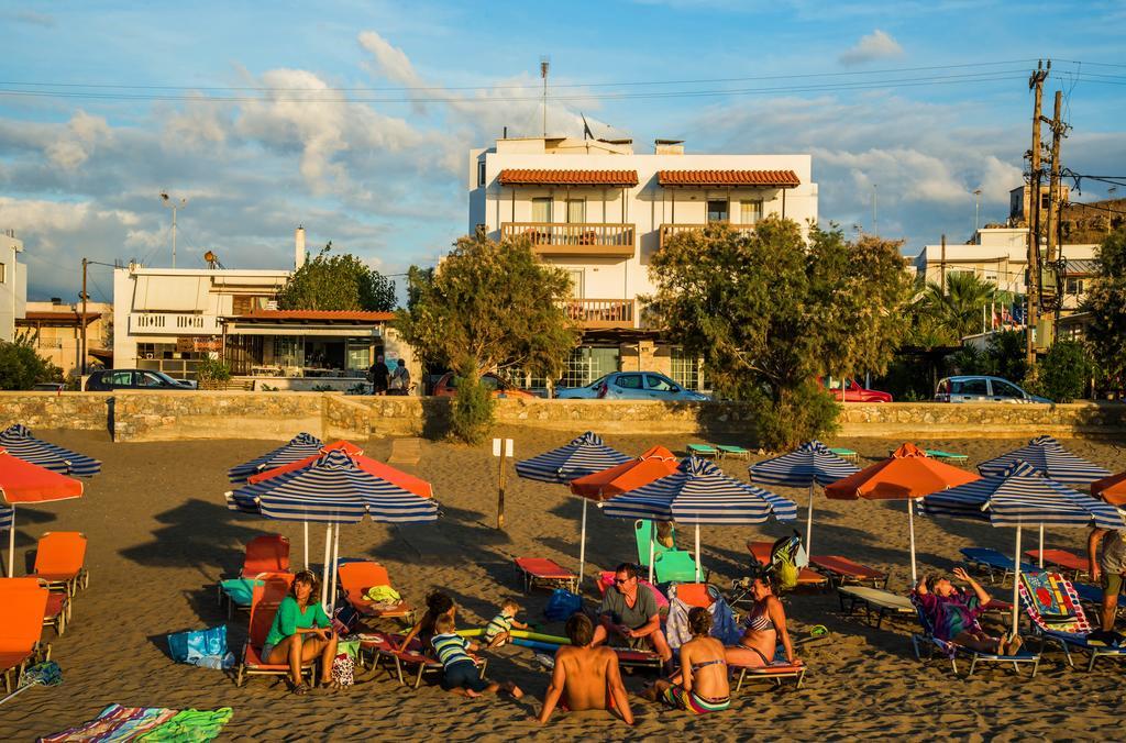 Pal Beach Palaiochora Exterior photo